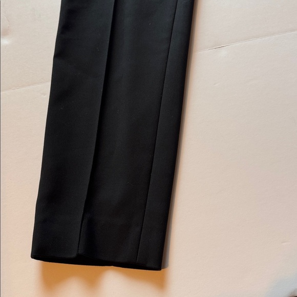 AKRIS Classic Black Melissa Ankle Woman’s Pull-on with Side Zipper Pant - Picture 3 of 13